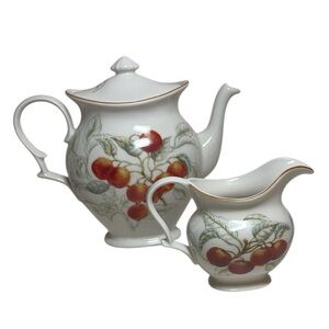 Charter Club Summer Grove Fruit Design Teapot and Creamer Set Vintage 1990’s